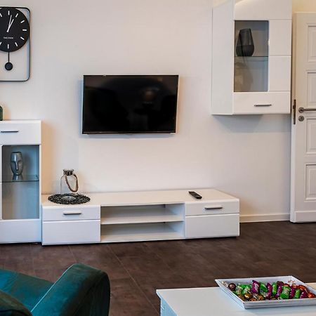 Komfortable Ferienwohnung In Halle Halle  Luaran gambar