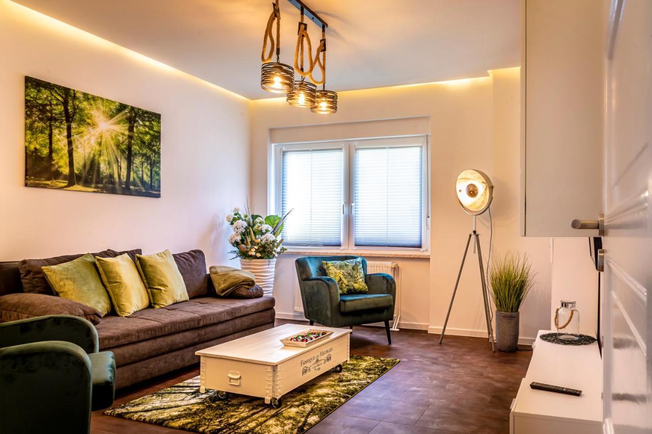Komfortable Ferienwohnung In Halle Halle  Luaran gambar