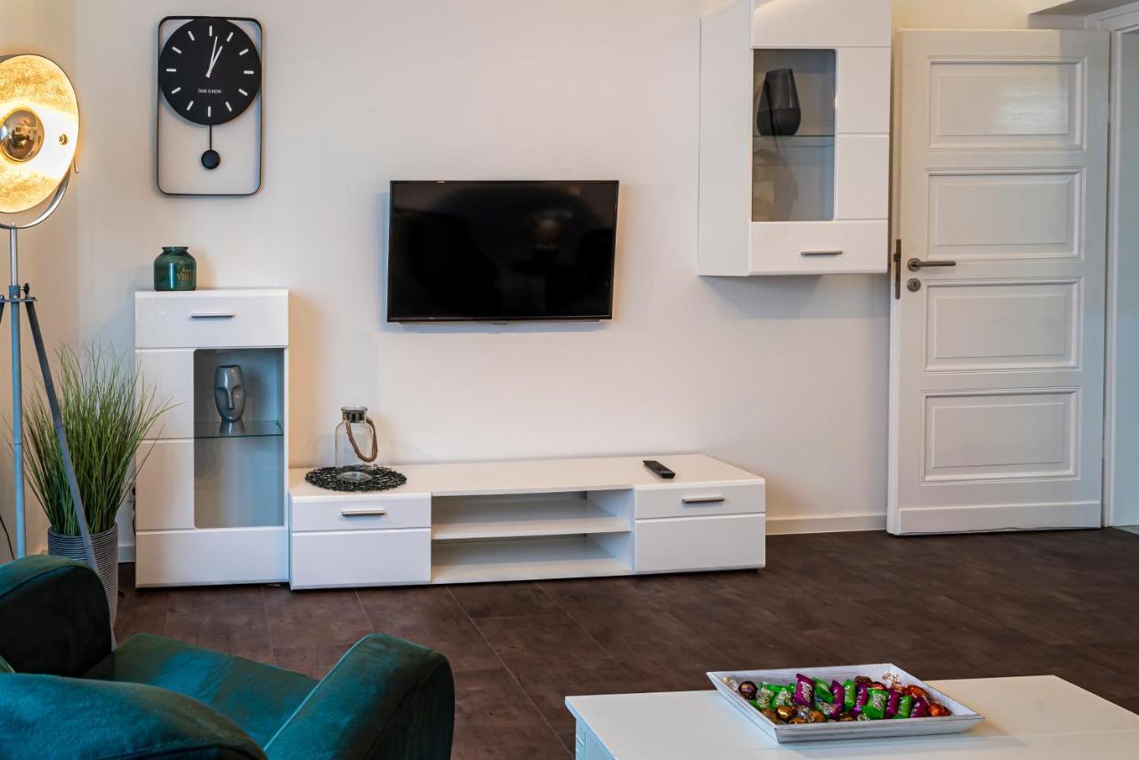 Komfortable Ferienwohnung In Halle Halle  Luaran gambar