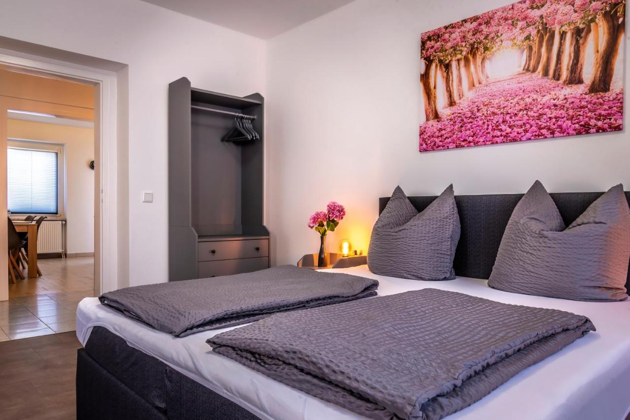 Komfortable Ferienwohnung In Halle Halle  Luaran gambar