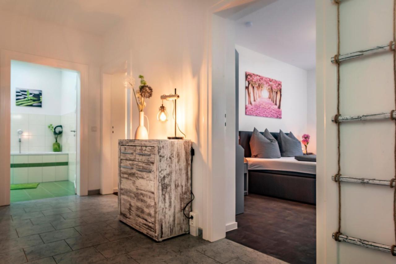 Komfortable Ferienwohnung In Halle Halle  Luaran gambar